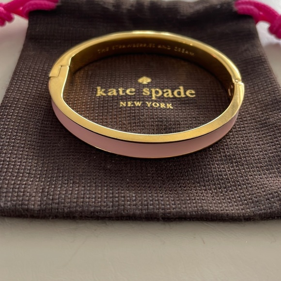 Bracelet - Picture 1 of 5